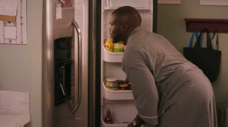 Hey, did you see some leftover Thai food in here?