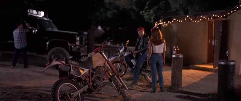 Hey, do you know of any horse ranches around here?