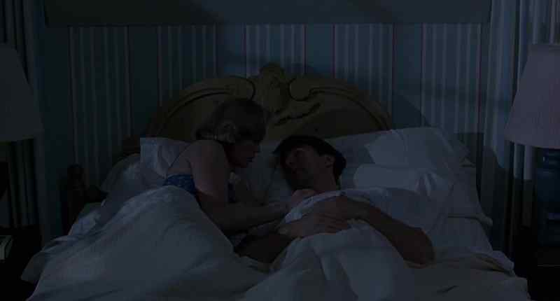 Hey, don't I get a good night kiss?