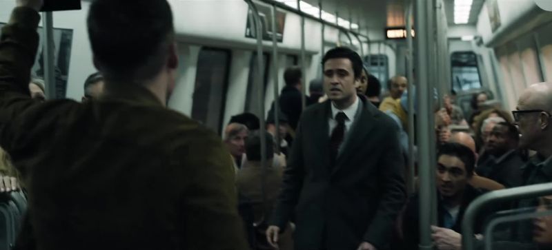 Hey, FBI. I need everybody to exit the train