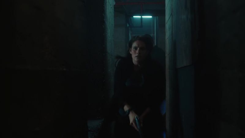 Hey. FBI! - Maggie, don't shoot him