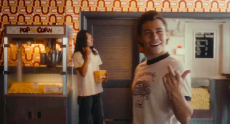 Hey, girl! - (Coin clinks)