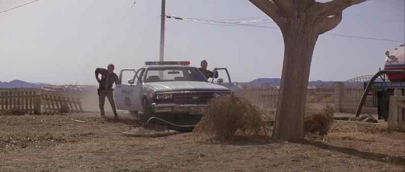 Hey, go on and get that truck outta there!
