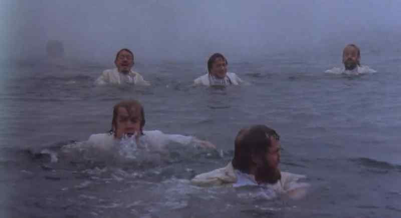 Hey! Hey, I can swim!
