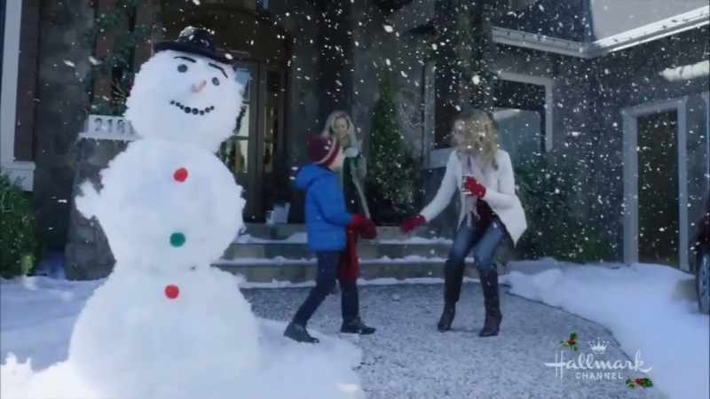 Hey, hey! Not so fast with that scarf!