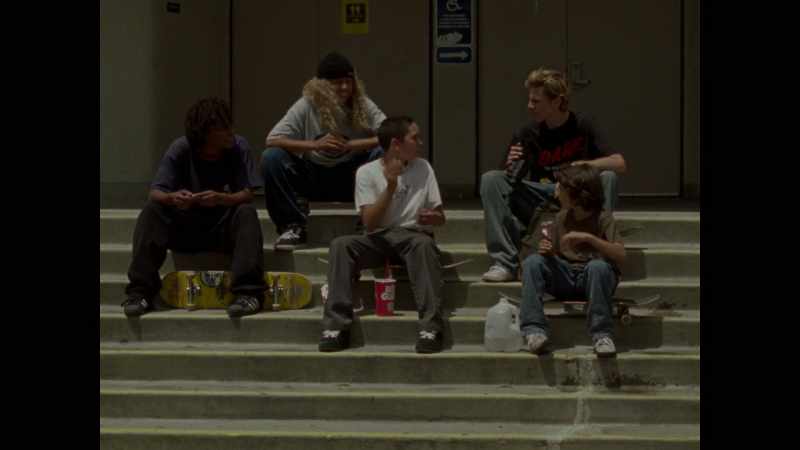 Hey. Hey. - Sugar babes are for fags