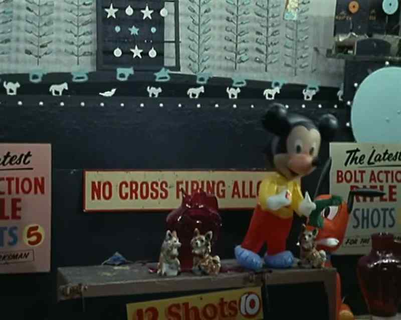 Hey! Hey! Watch it!