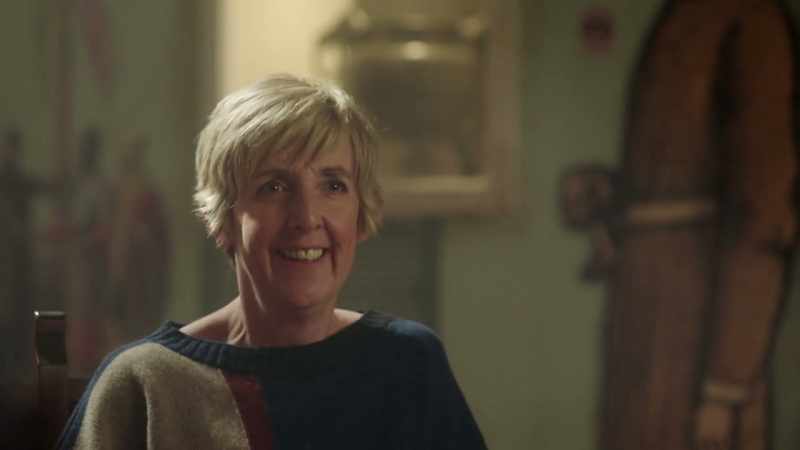 Hey, you know who she's going out with, don't ya?