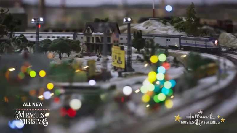 Hey. Let's go check out the North Pole train