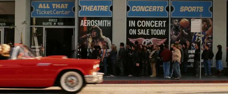 Hey look Steven Tyler's in town Oh yeah
