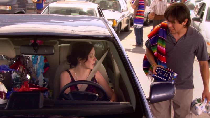 Hey, miss. Una m*s latte, seÑora?