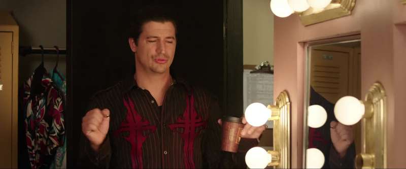 Hey Rose I know you're technically on break but I need a lap dance Table five