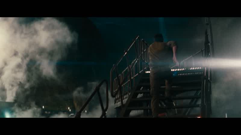 Hey! Stop! Hey! Down here! Come back!