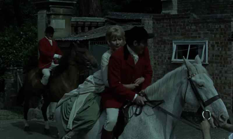 Hey, Tom. Get her off!
