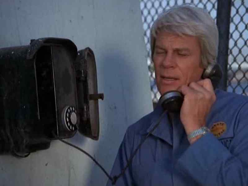 Hey, tower. - Yeah, what is it?