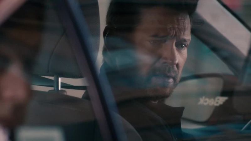 Hey, what are you doing? - I need a ride