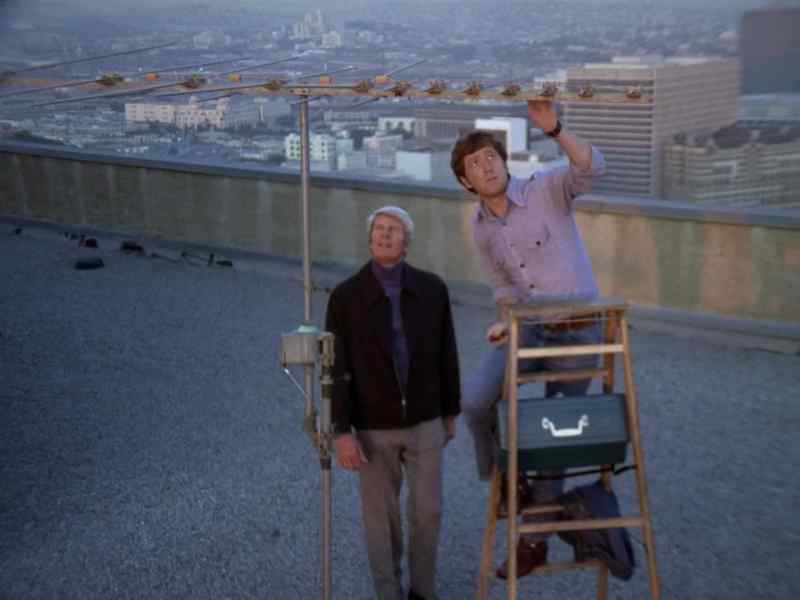 Hey, you won't get much reception with that kind of rig around here