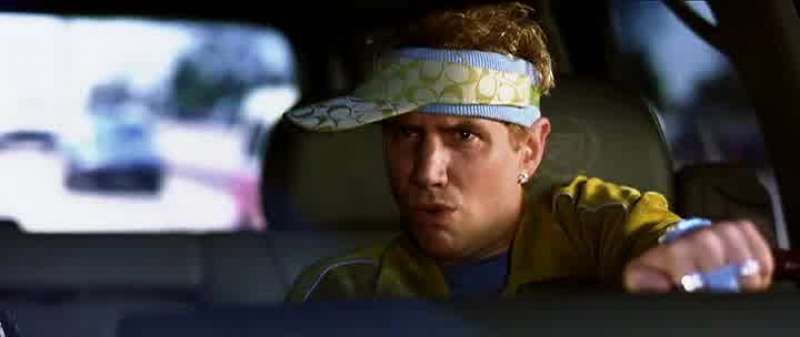 Hey yo traffic traffic Lookin ' for my Chap Stick