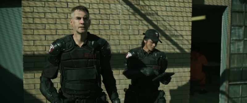Hey! You two meatheads, calm down, you hear me?