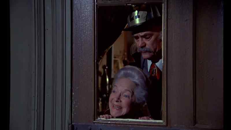 Hi, grandma ! Hi there !