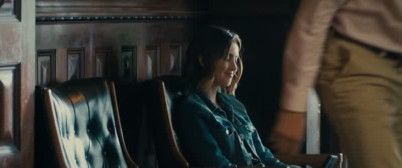 Hi. -Hi. - Hey. -Yeah?