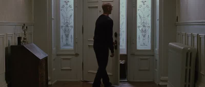 Hi. I'm Will. - Come in. I'll get Zola