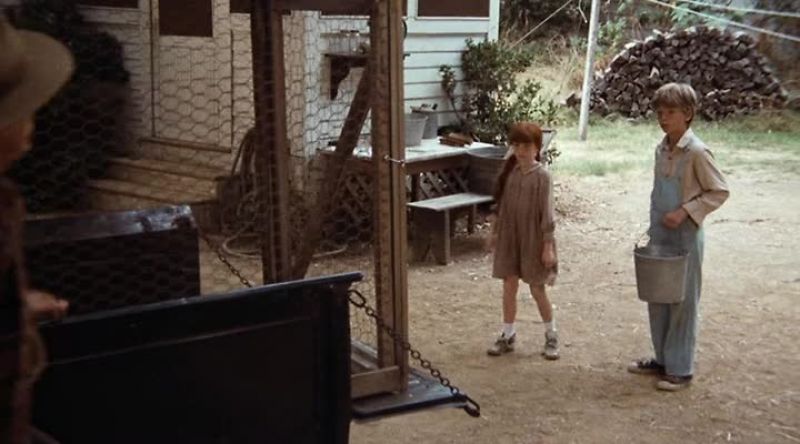 Hi, kids. -Go away