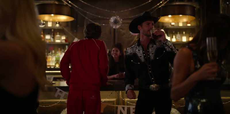 Hi, uh, can I just get a whiskey neat, please?