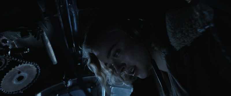 [HIGH-PITCHED] Me, me, me, me. - Do not keep me in here!