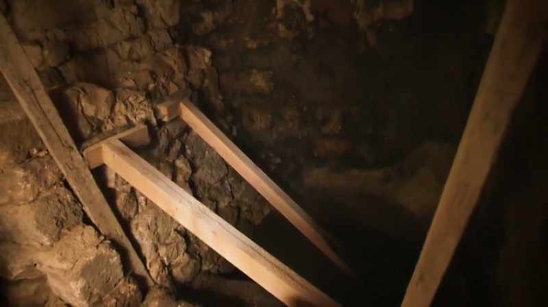 His dig unearthed some extraordinary rooms