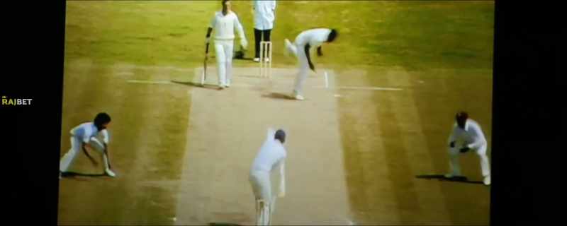 His outstretched hand is 3ft, then he jumps 2ft