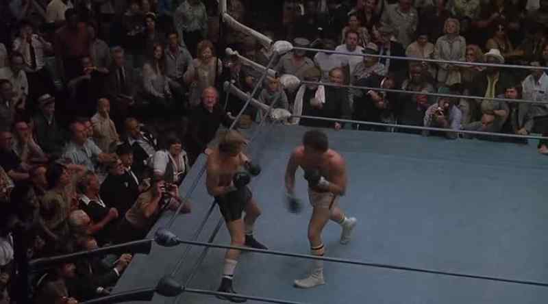 Hit back! Stick him, stick him, stick him!