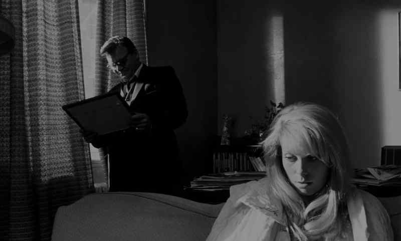 Hm, ah! Your family, um?