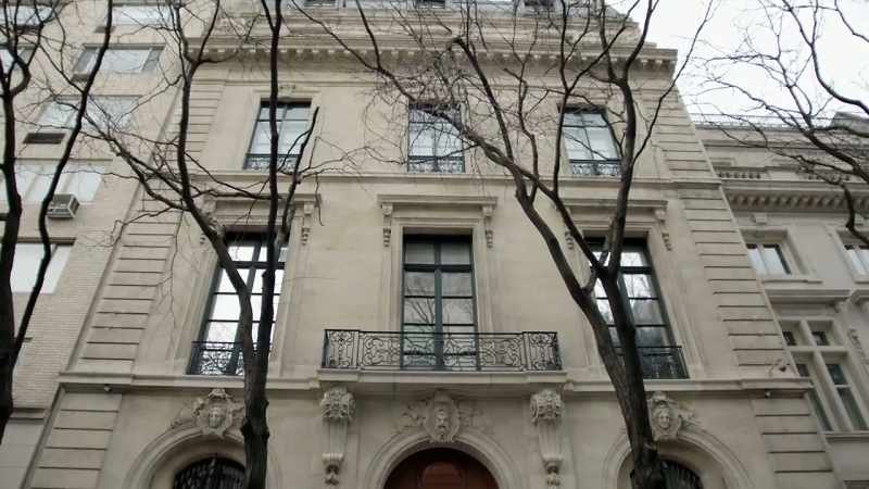 Hoffenberg: HIS HOMES WERE MAGNIFICENT