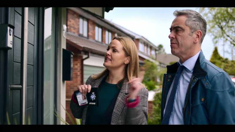 Hola. Somos los detectives Cartwright y Broome