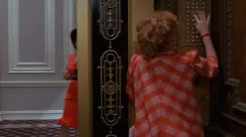 Hold the door Hold the door