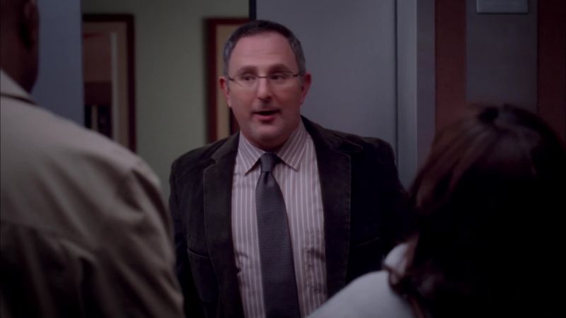 Hold the elevator, please!