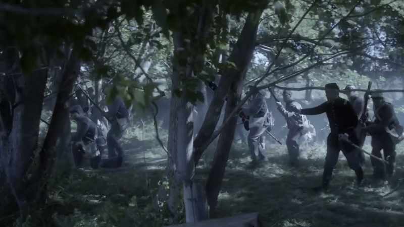 Hold to the treeline!