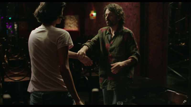 Hold your uncle tight and let's dance. Squeeze!
