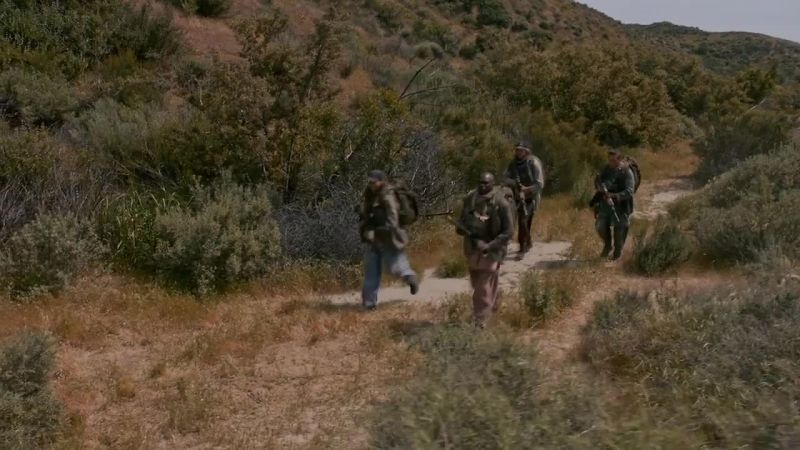 Hold up
