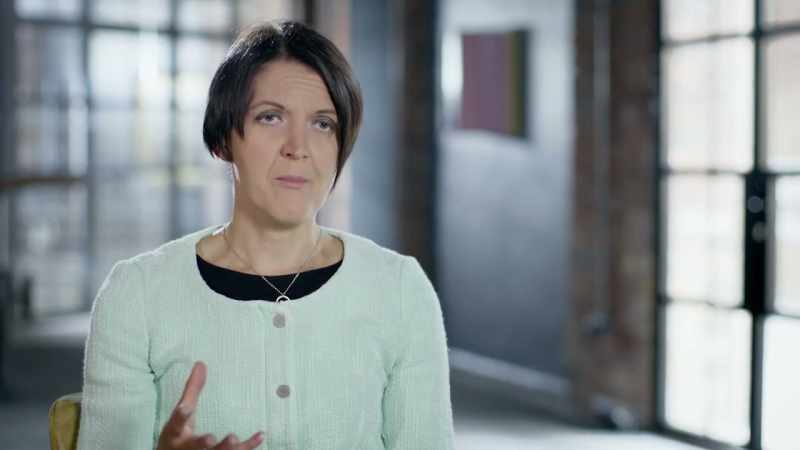 Holly did correspond with Roszkowski in prison