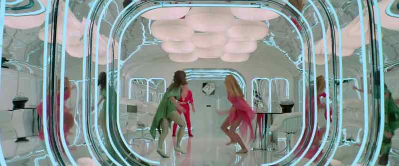 HOLLY Doc, the machine is spinning!