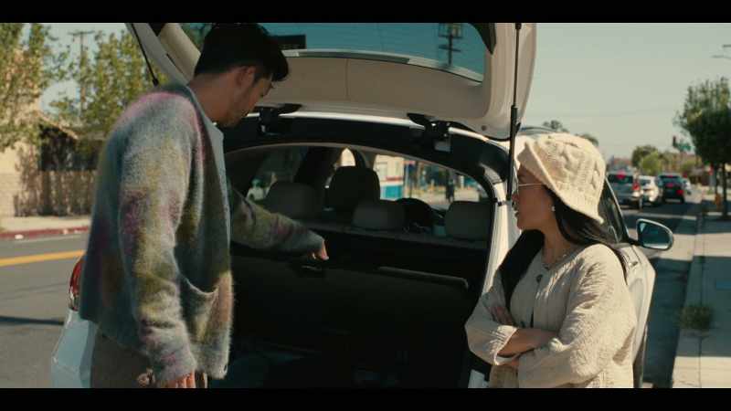 Honey, have you never changed a tire before?
