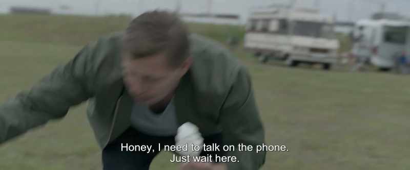 Honey, I need to talk on the phone. Just wait here