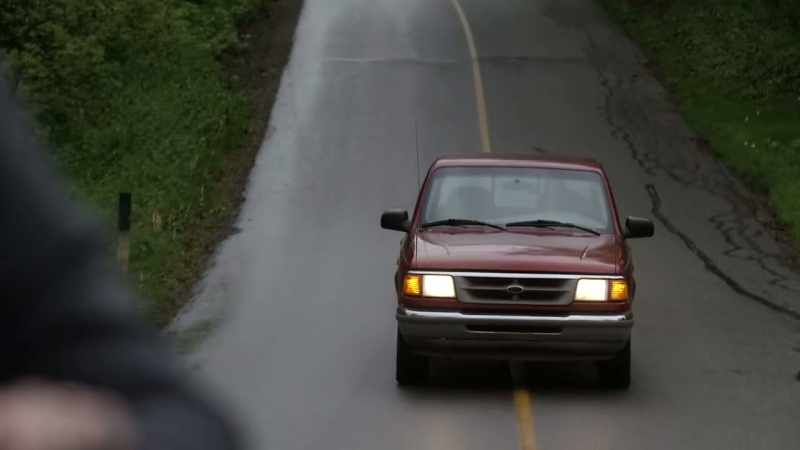 (honking) - Holden: Are you crazy?
