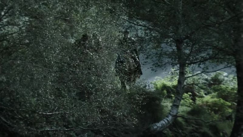(hooves thunder)