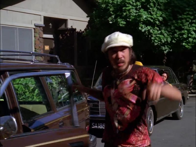 [ HORN HONKS ]