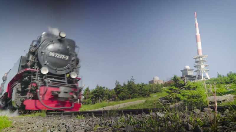 Horst continued with his work on the trains