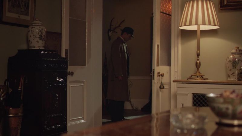 Hoskins, stand the men down