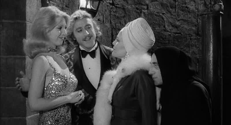 How do you doHow do you doThis is my financier ElizabethI'm so happy to meet youFiancéeExcuse me darlingWhat is it exactly that you do do